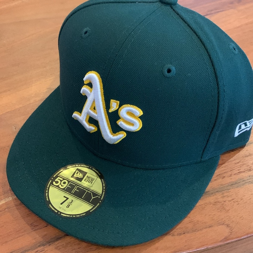 ✌️ New Oakland fitted by New Era